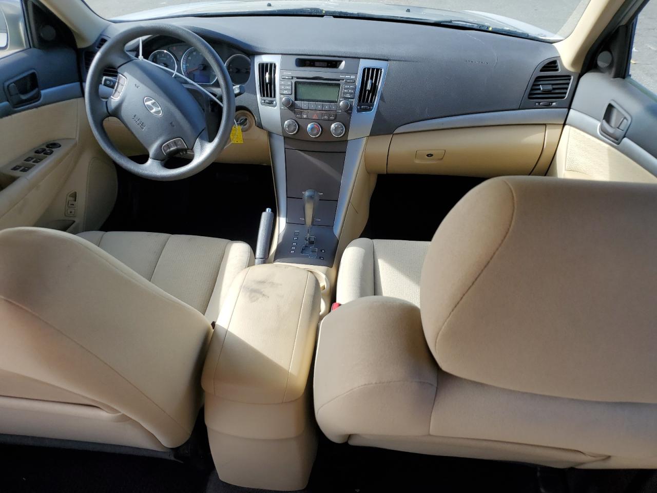 2009 Hyundai Sonata - Image 8