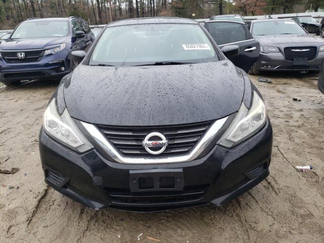 Седани NISSAN ALTIMA 2016 Чорний