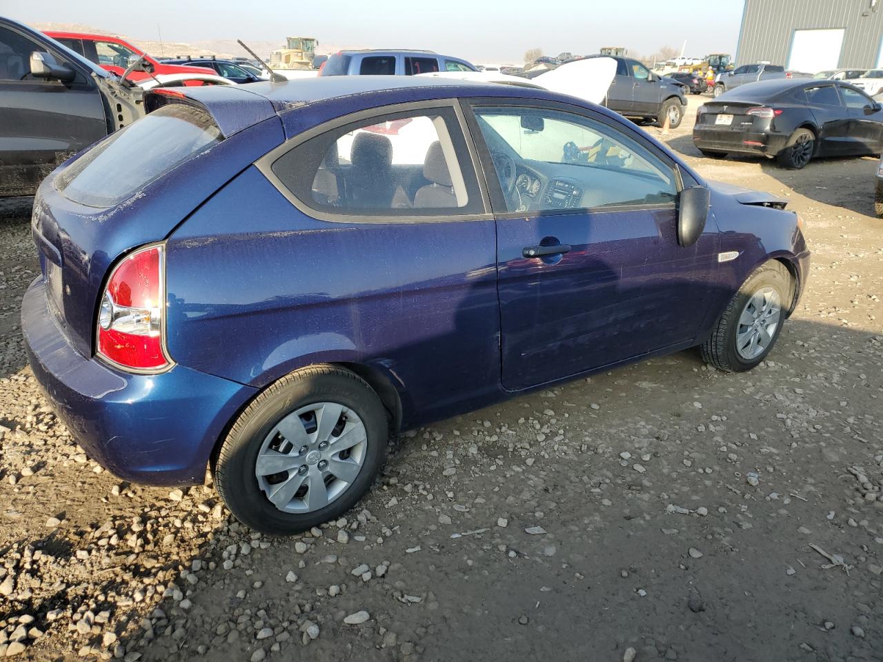 2008 Hyundai Accent - Image 3