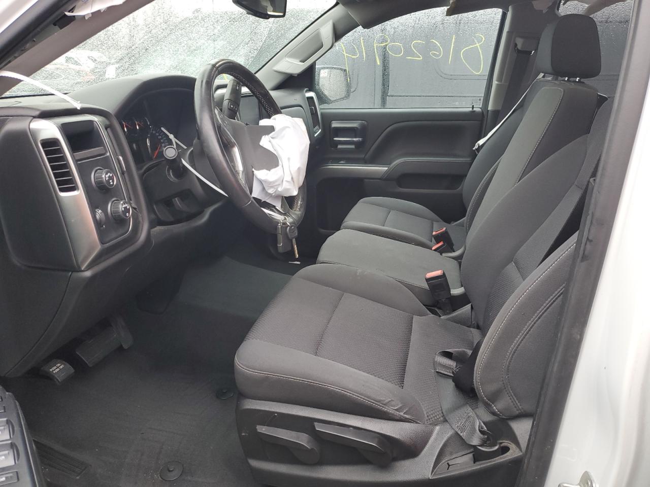 2019 Chevrolet Silverado - Image 7