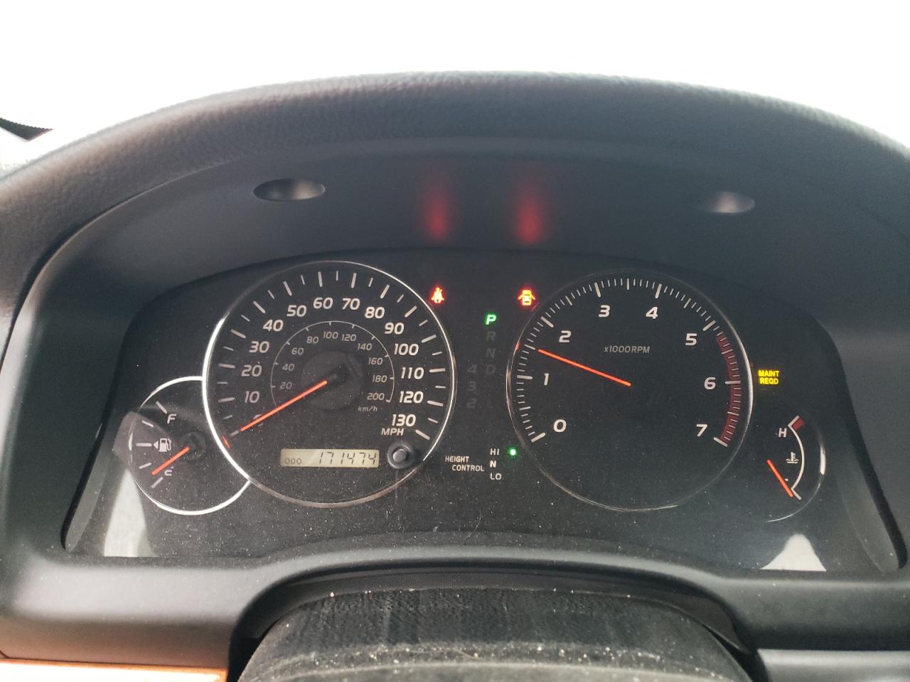 2003 Lexus GX - Image 9