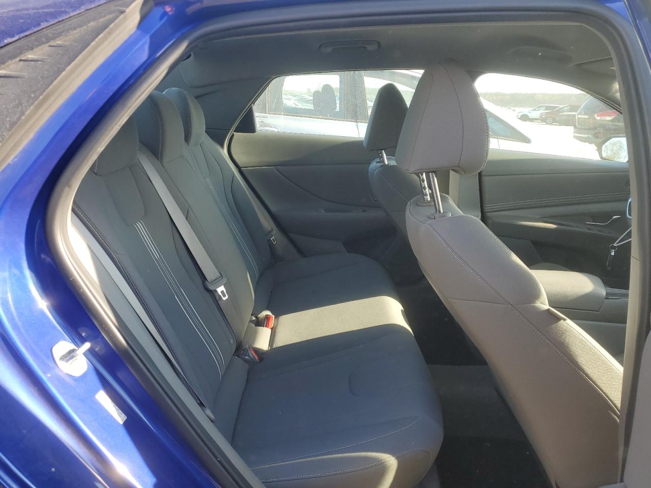 2023 Hyundai Elantra - Image 10