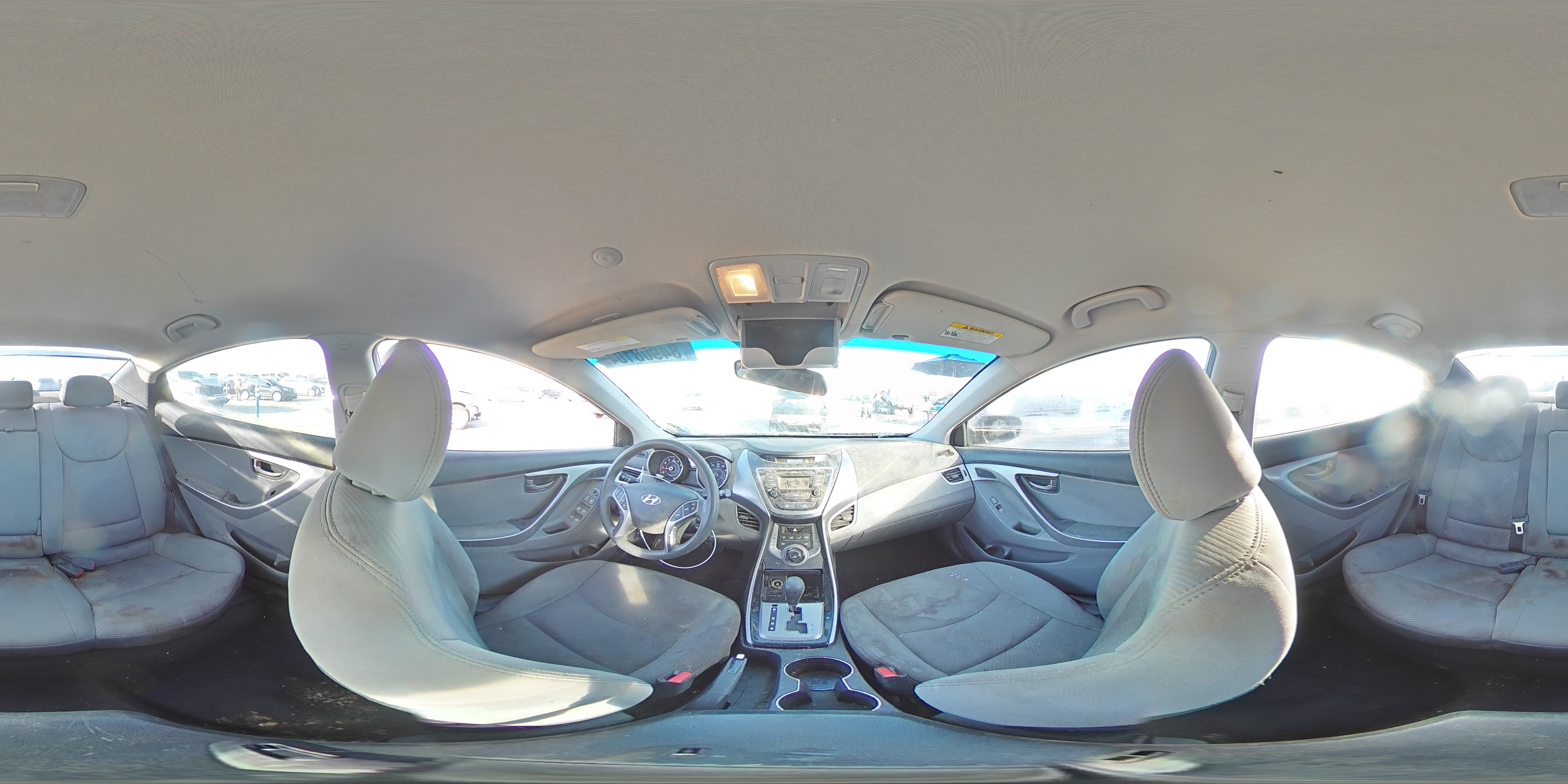 2013 Hyundai Elantra - Image 14
