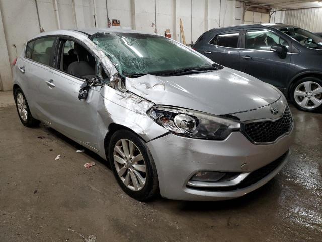  KIA FORTE 2015 Сріблястий