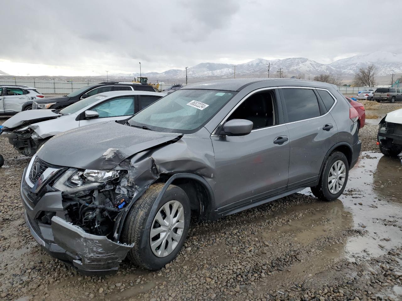 KNMAT2MV6JP516773 2018 NISSAN ROGUE - Image 1