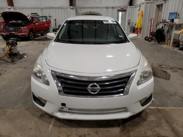 Sedans NISSAN ALTIMA 2015 White