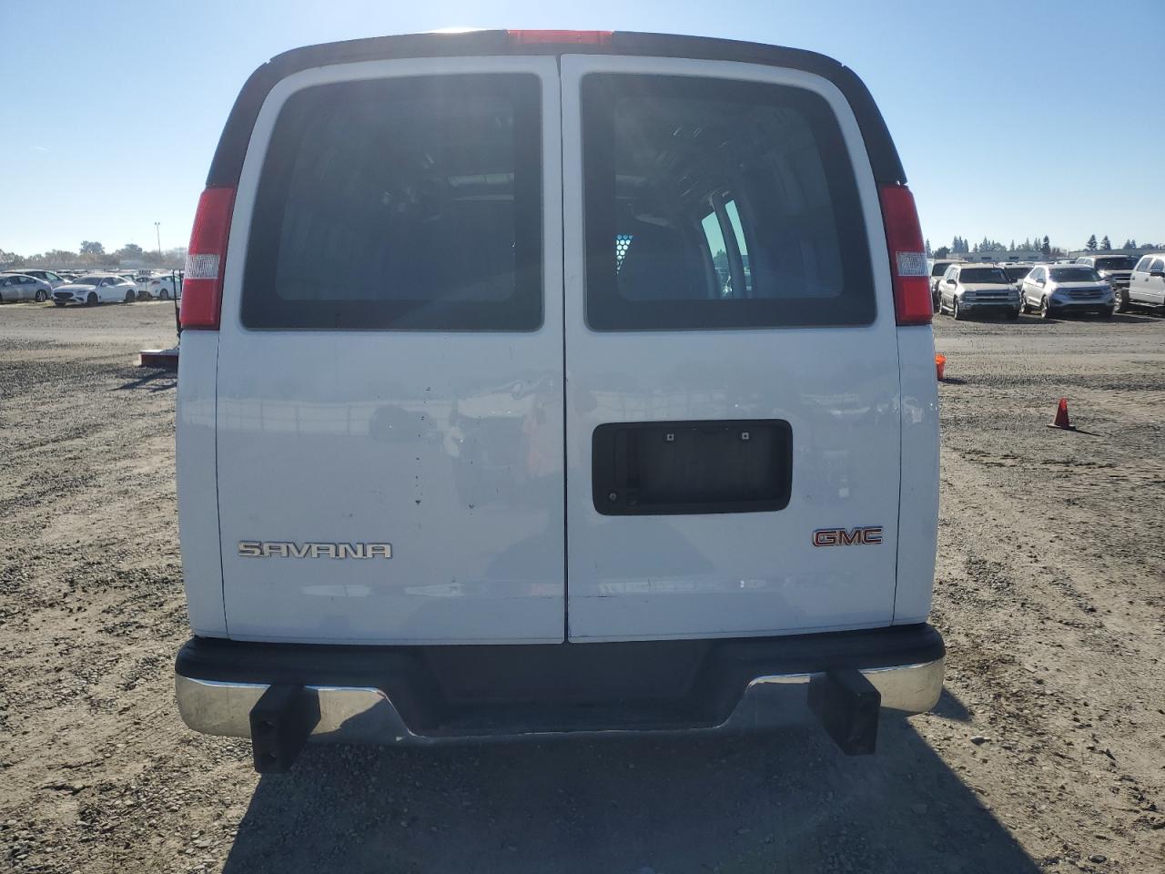 VIN 1GTW7AFG9K1256506 2019 GMC SAVANA no.6