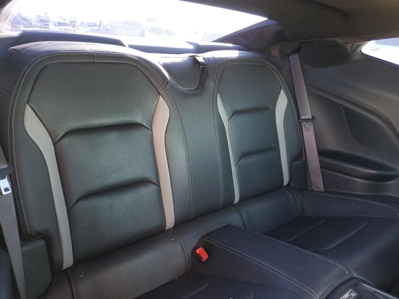 2017 Chevrolet Camaro - Image 10