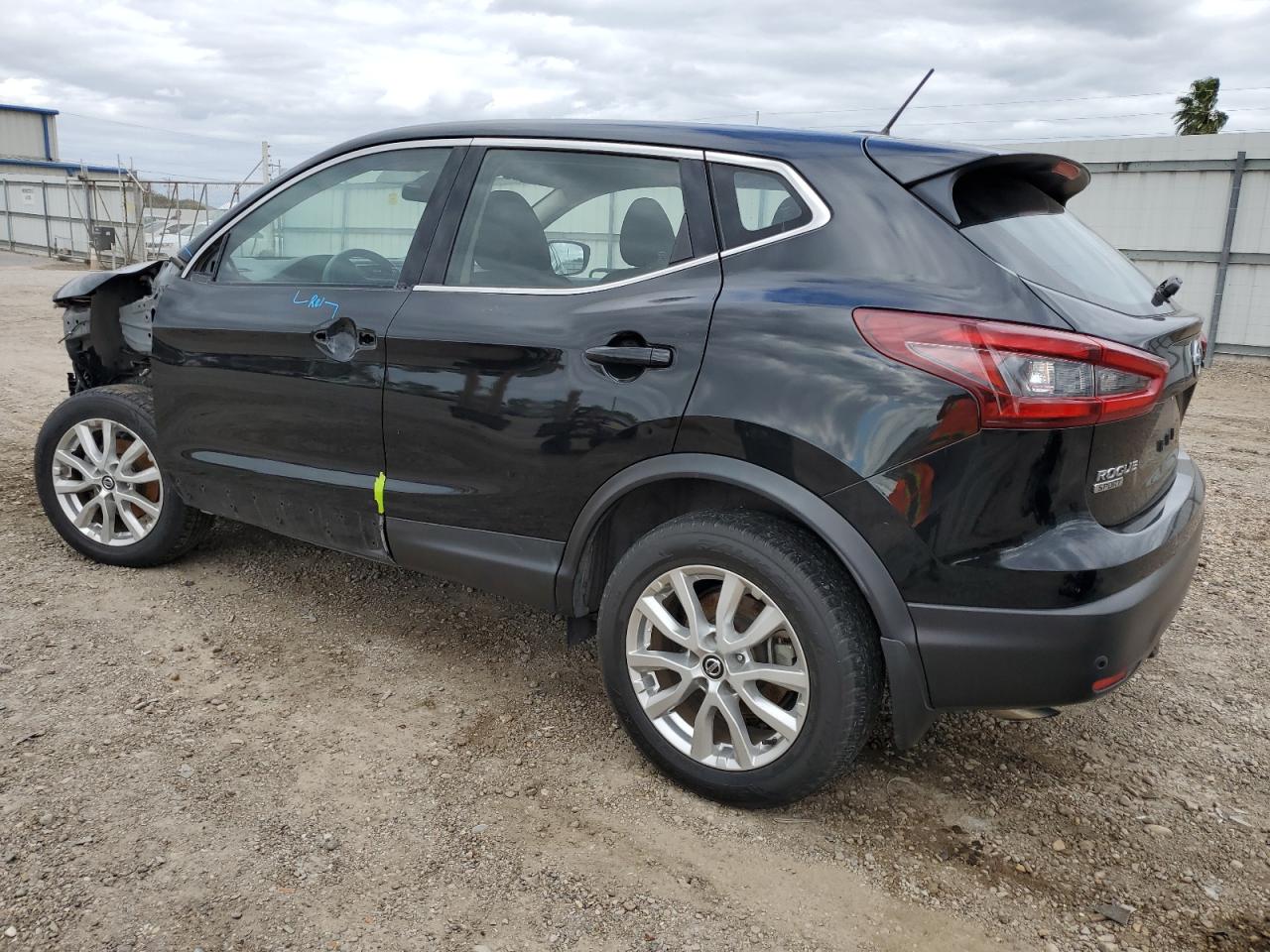 2021 Nissan Rogue - Image 2