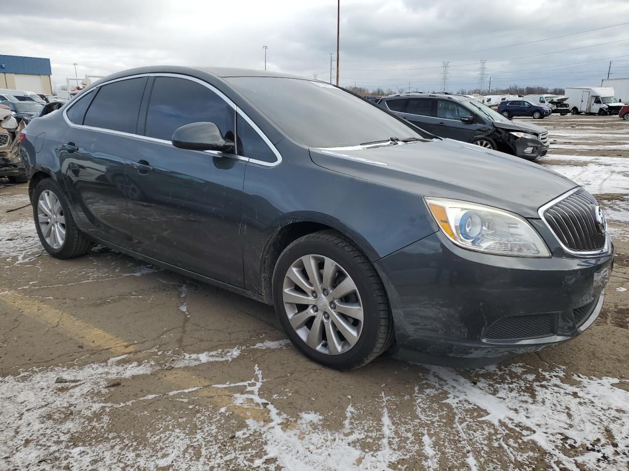 VIN 1G4PP5SK2G4106860 2016 BUICK VERANO no.4