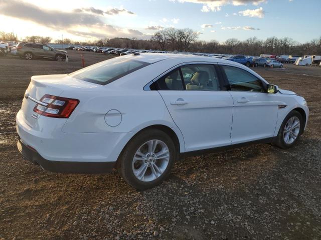  FORD TAURUS 2013 Белый