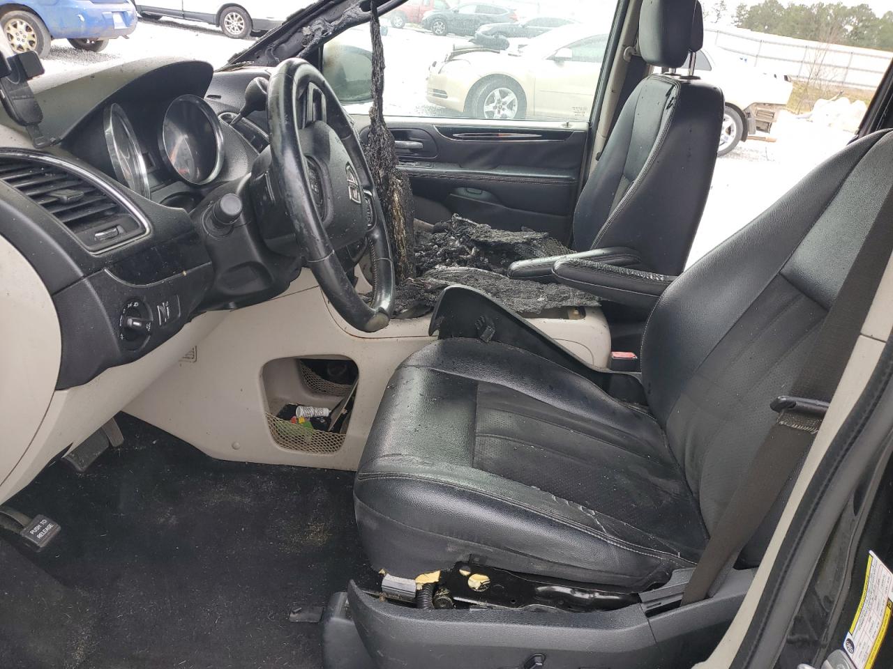 2017 Dodge Caravan - Image 7