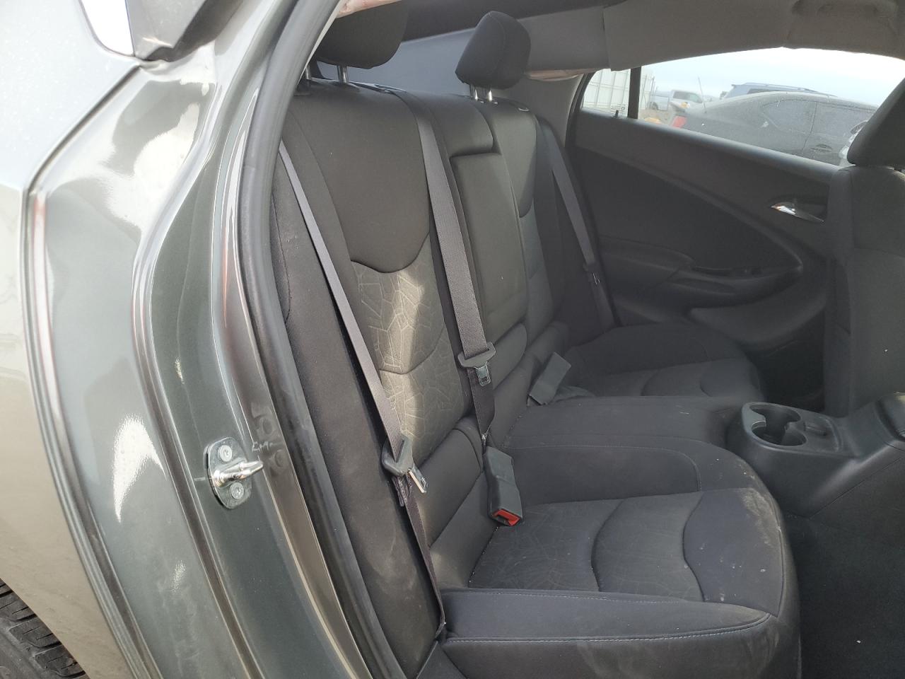 2017 Chevrolet Volt - Image 10