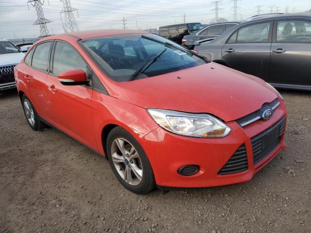 Sedans FORD FOCUS 2014 Czerwony