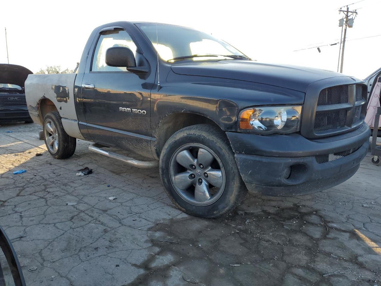 2005 Dodge RAM - Image 4
