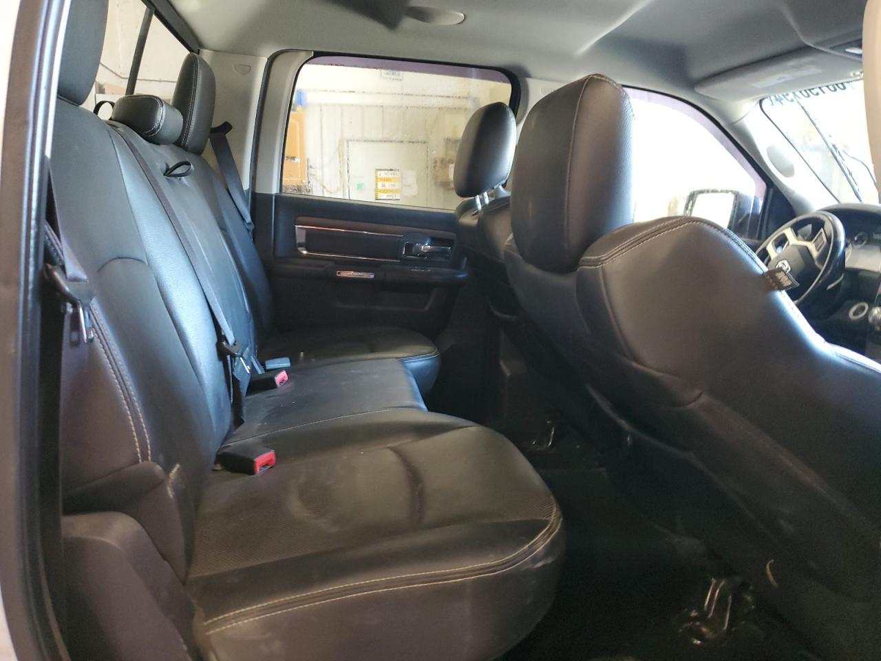 2015 Ram 1500 Laramie VIN: 1C6RR7VT6FS637228 Lot: 83196794