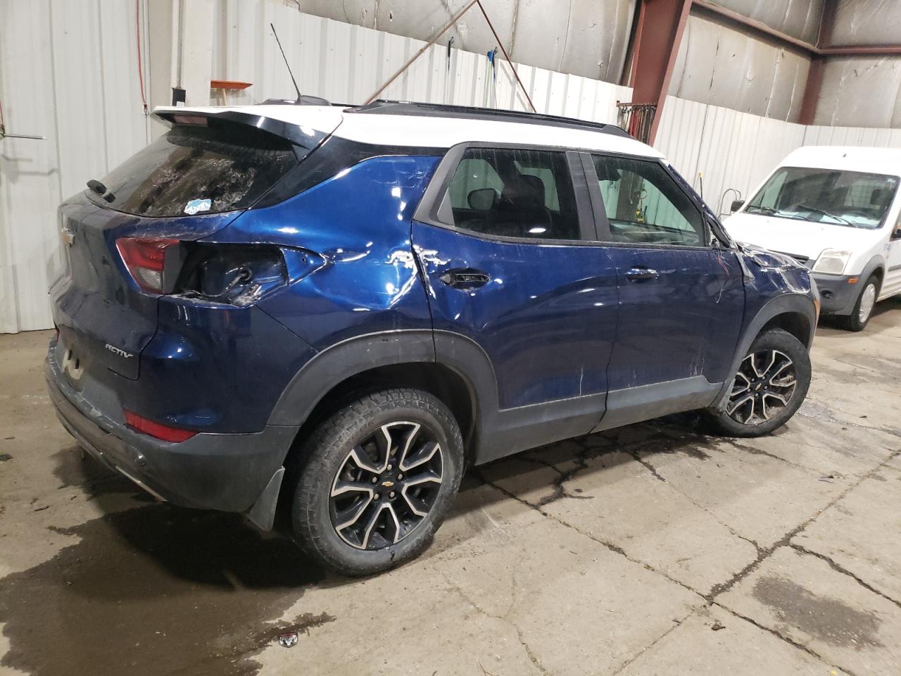2022 Chevrolet TrailBlazer - Image 3