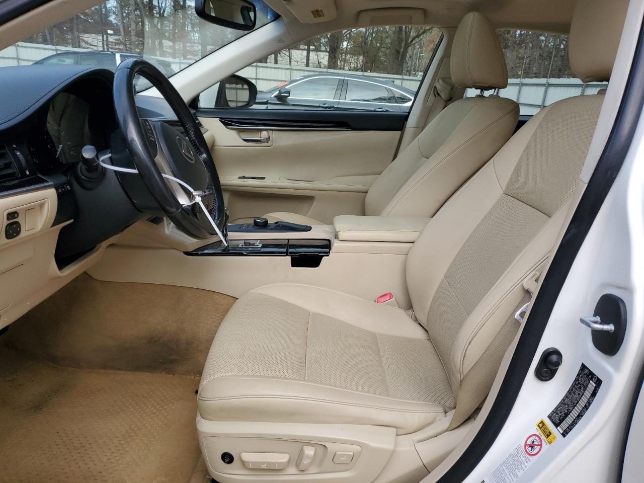 2015 Lexus Es 350 VIN: JTHBK1GG9F2208465 Lot: 84443634