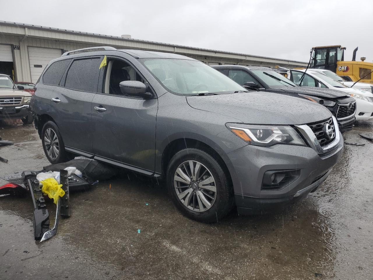 2018 Nissan Pathfinder - Image 4