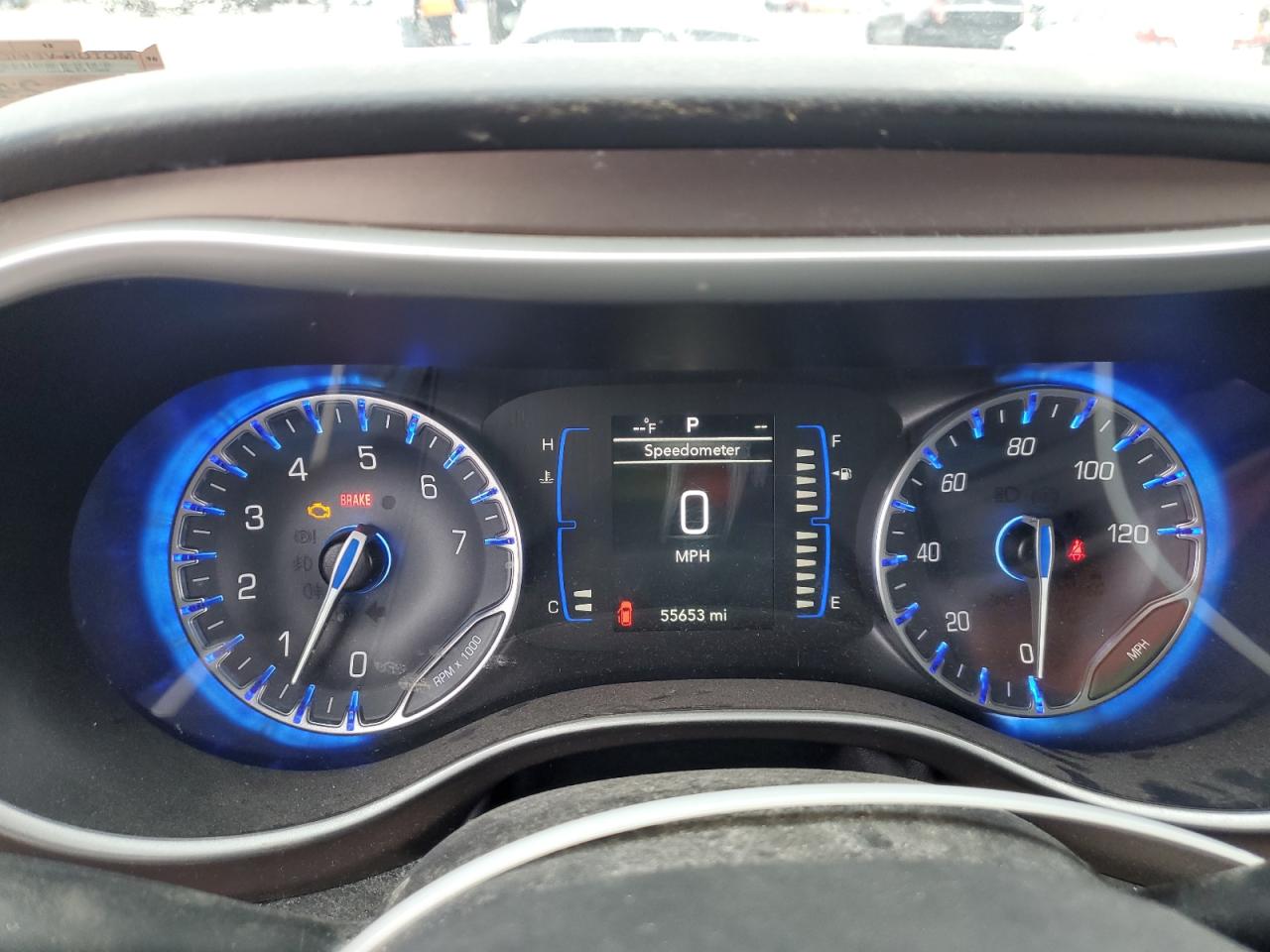 2018 Chrysler Pacifica - Image 9