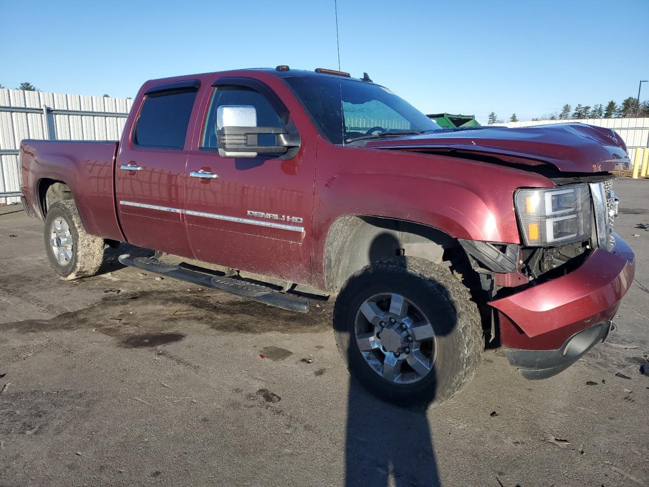 VIN 1GT426E8XEF133088 2014 GMC SIERRA no.4