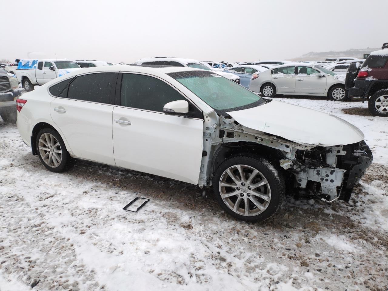 2013 Toyota Avalon - Image 4