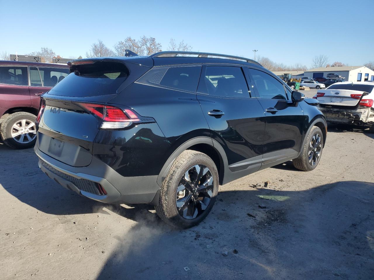 2023 Kia Sportage - Image 3