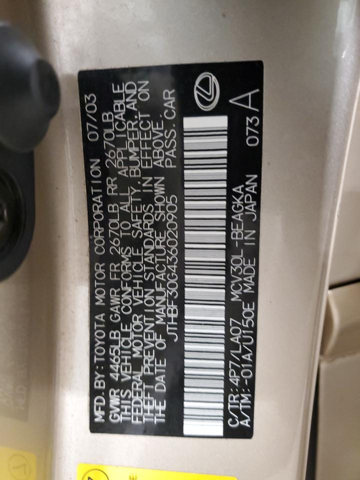 2003 Lexus ES - Image 12
