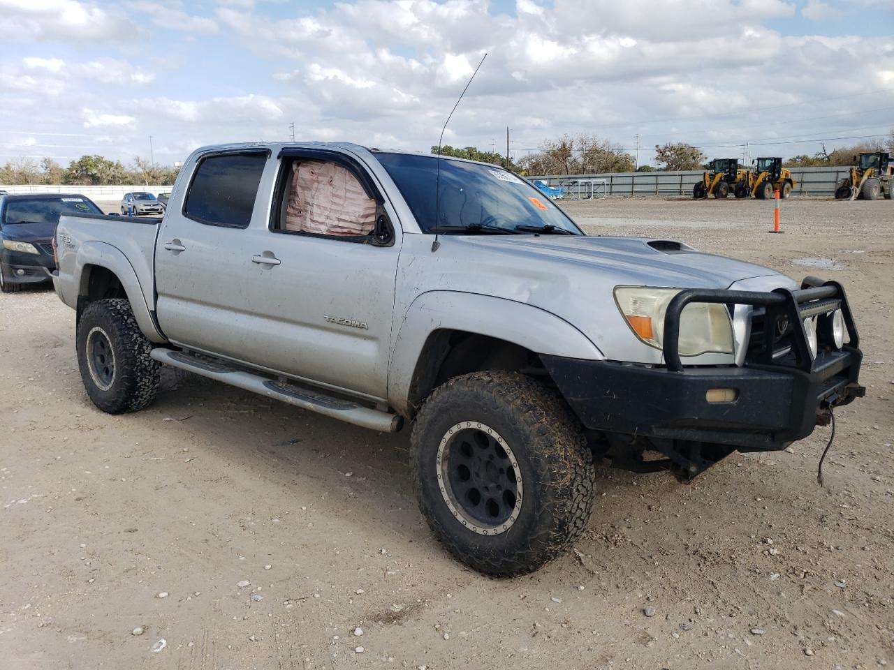 2007 Toyota Tacoma - Image 4