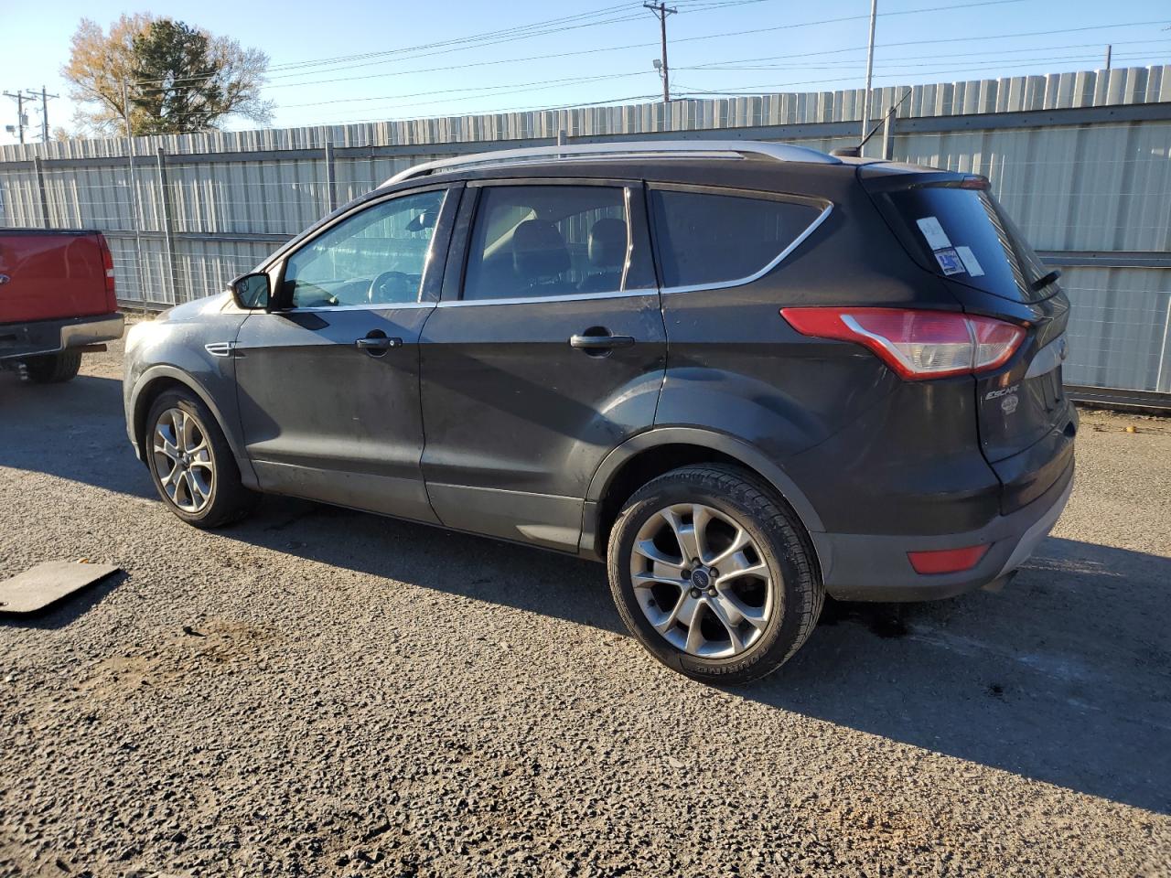 VIN 1FMCU0J96EUD45897 2014 FORD ESCAPE no.2