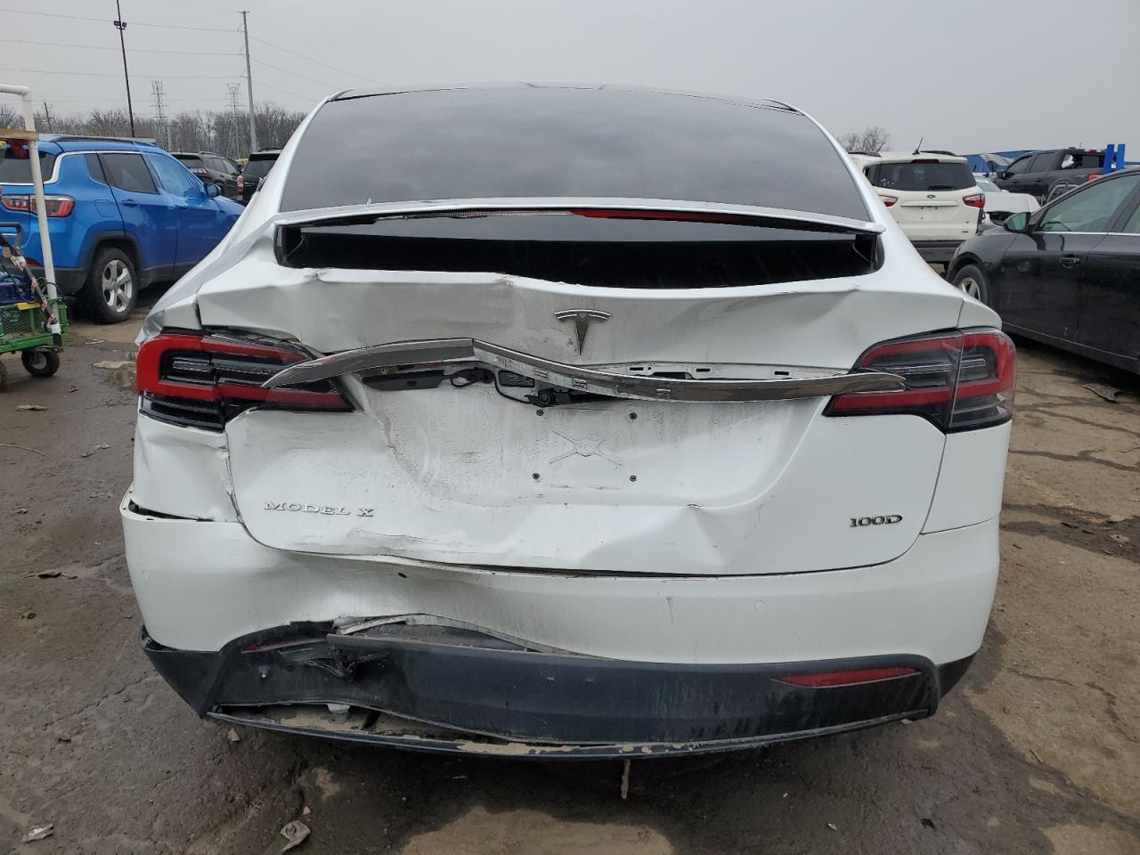 VIN 5YJXCDE29JF089643 2018 TESLA MODEL X no.6