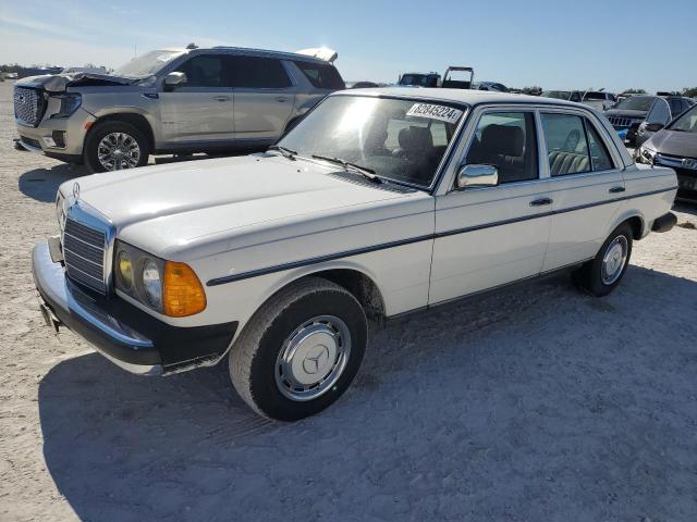 1981 Mercedes-Benz 300 D