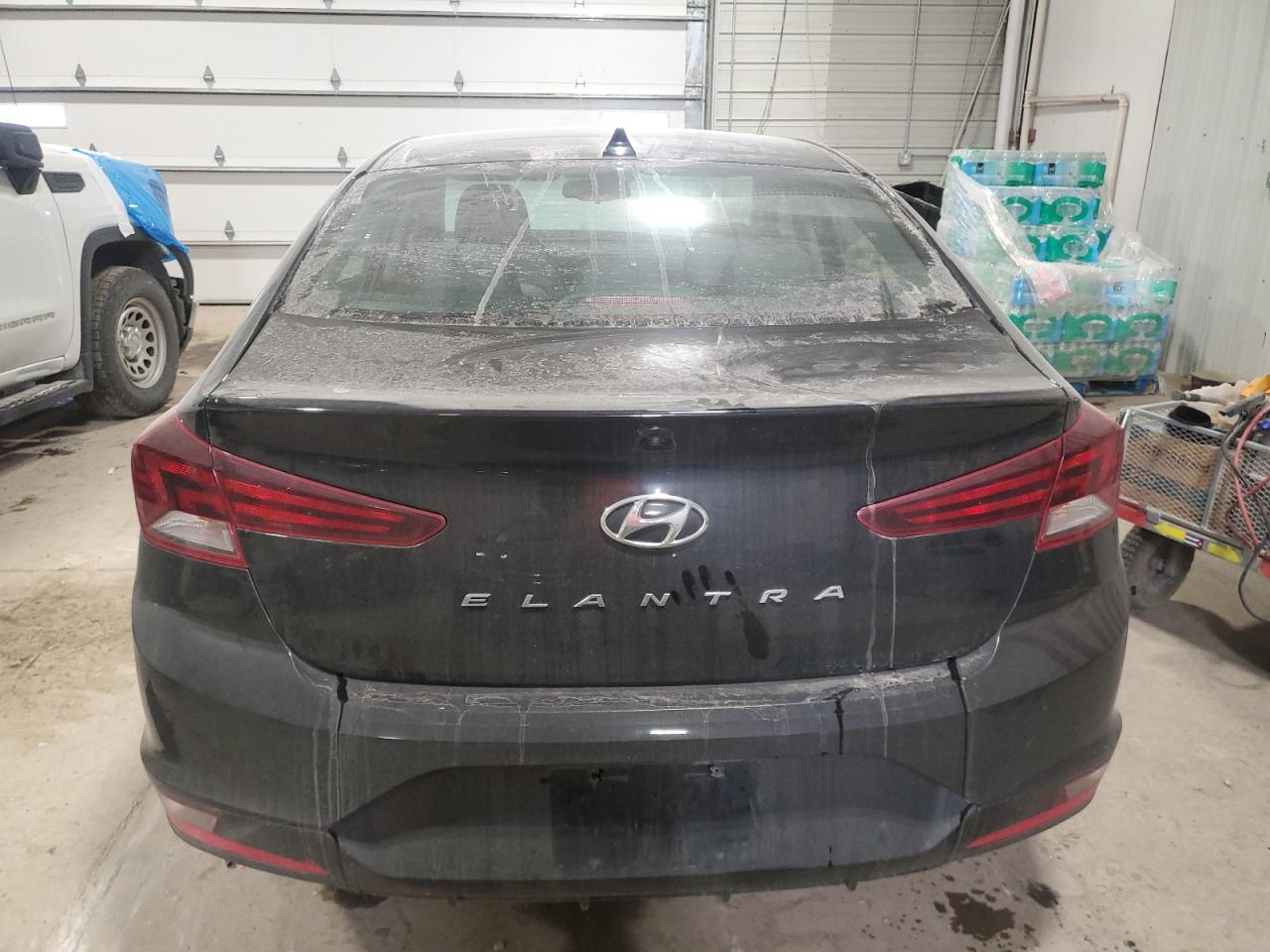 2019 Hyundai Elantra - Image 6