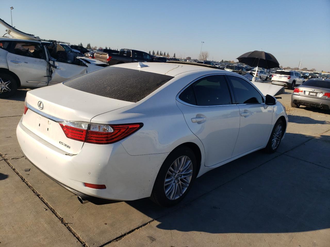 2013 Lexus ES - Image 3