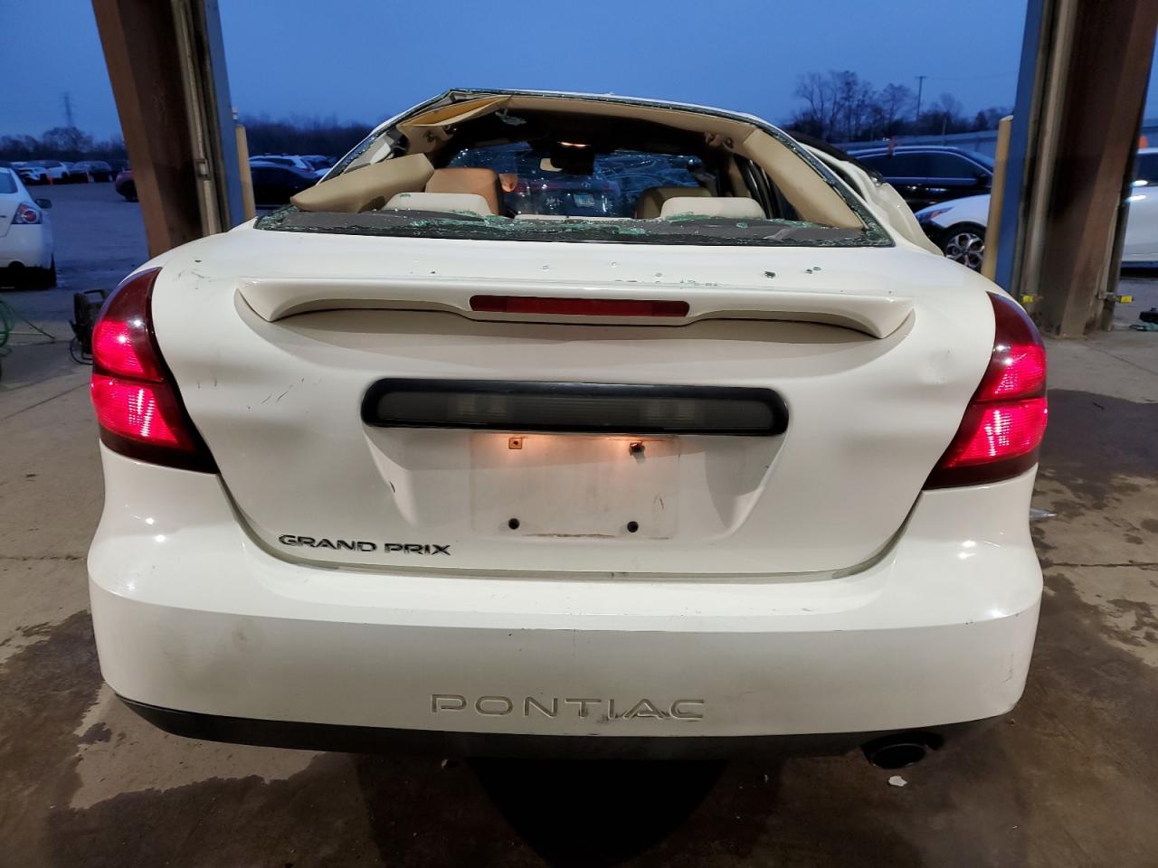 2007 Pontiac Grand Prix - Image 6