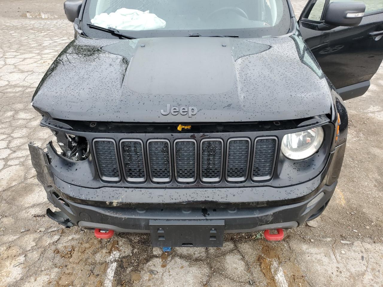 2020 Jeep Renegade - Image 11