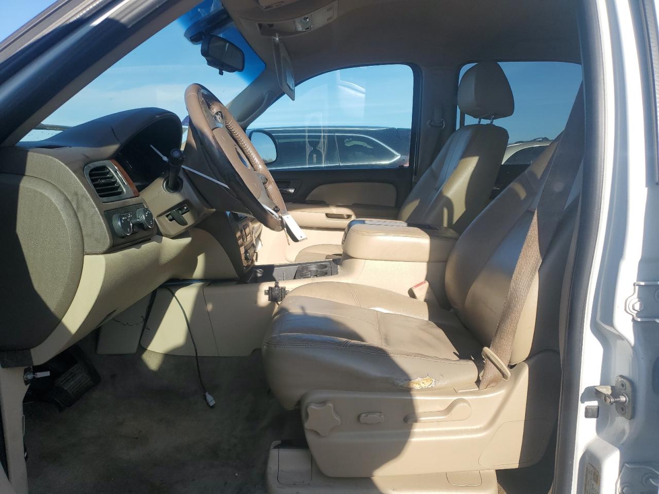 2009 Chevrolet Tahoe - Image 7