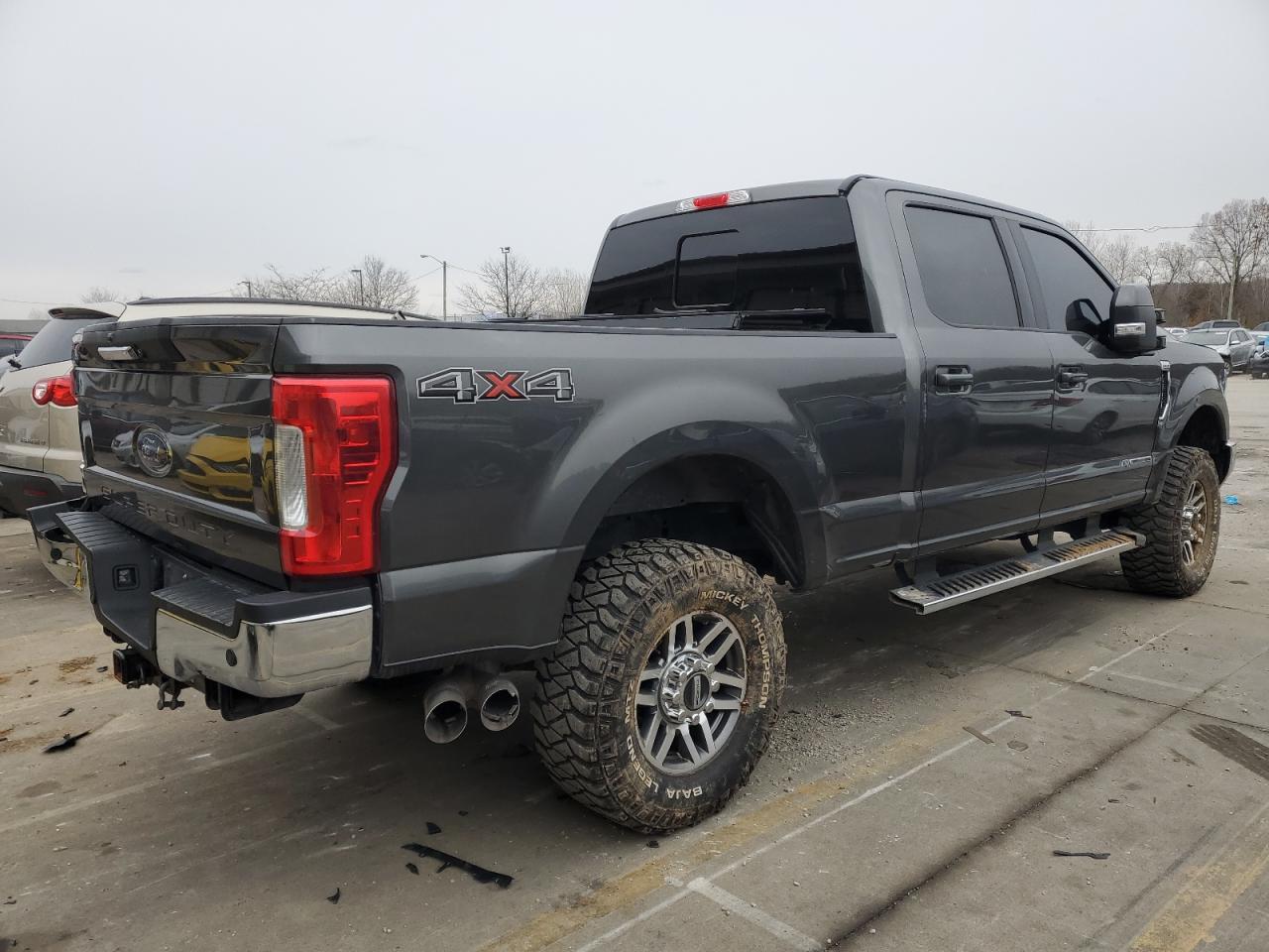 2019 Ford F250 - Image 3