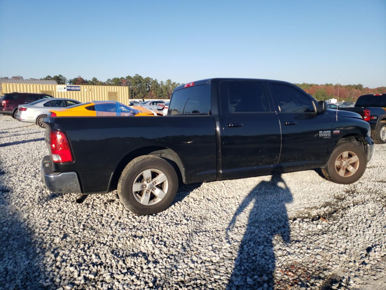 2021 RAM 1500 - Image 3
