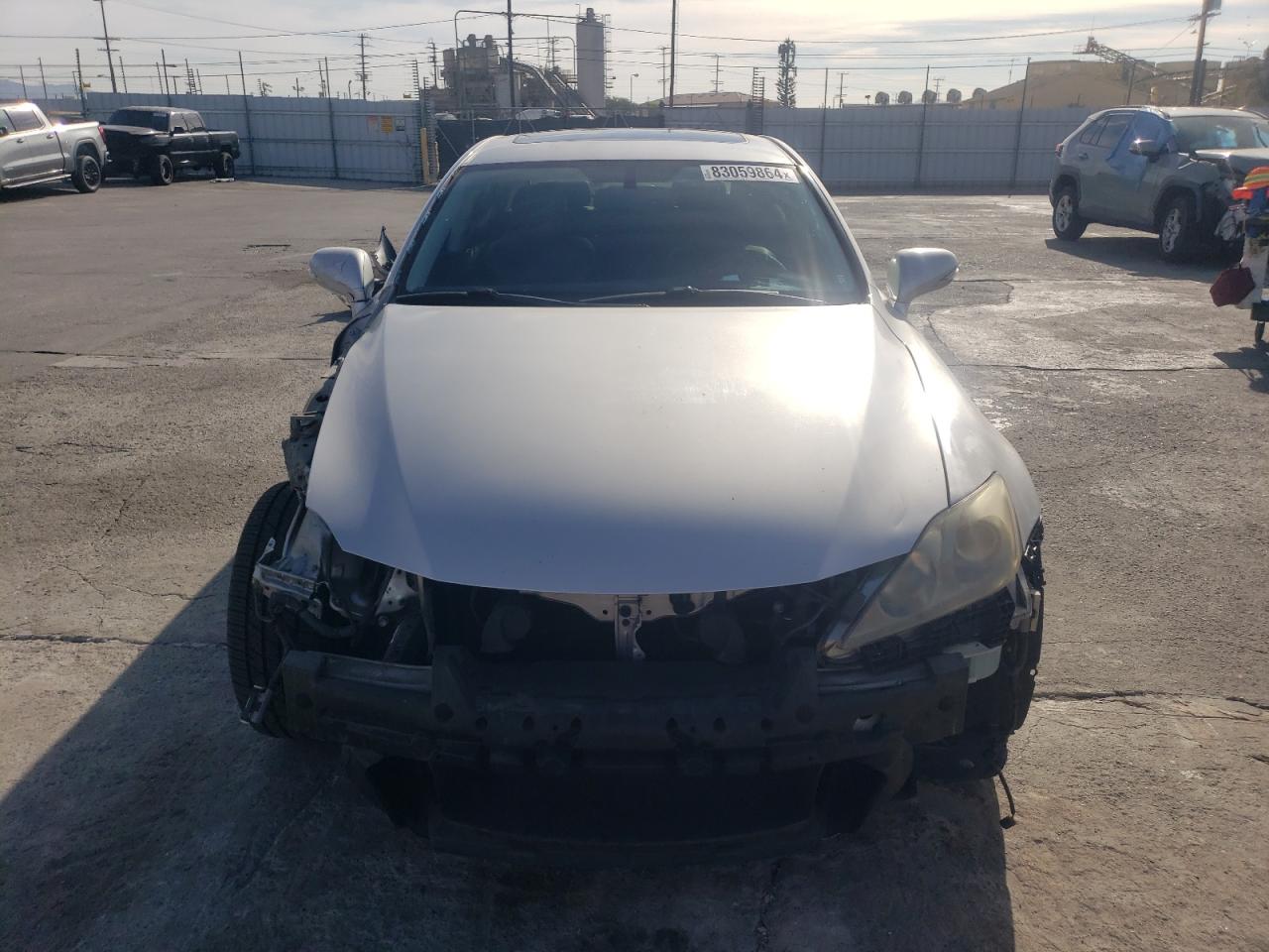 2011 Lexus IS - Image 5