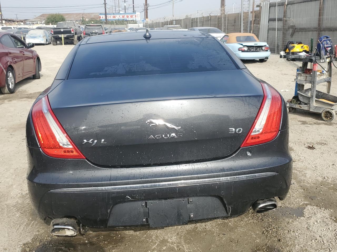 2015 Jaguar XJ - Image 6