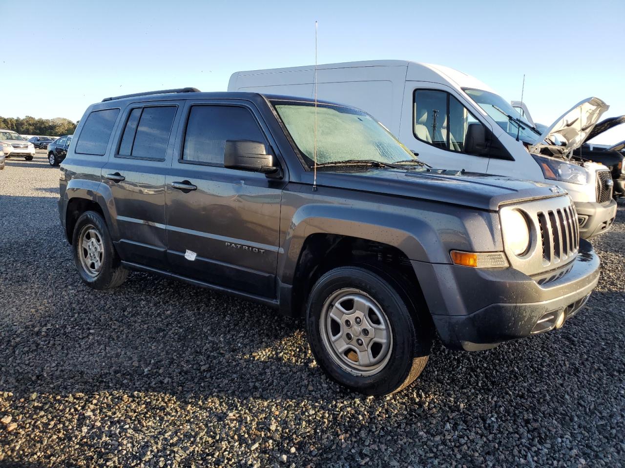 VIN 1C4NJPBA1ED881535 2014 JEEP PATRIOT no.4