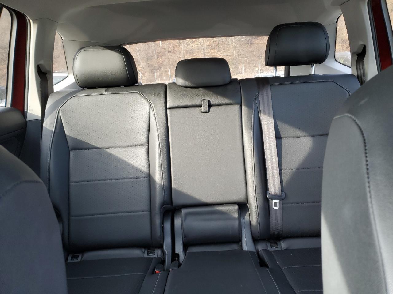2019 Volkswagen Tiguan - Image 9