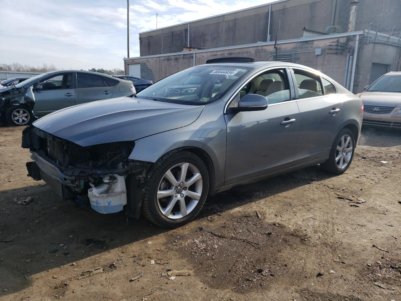 VIN YV126MFKXG2396521 2016 VOLVO S60 no.1