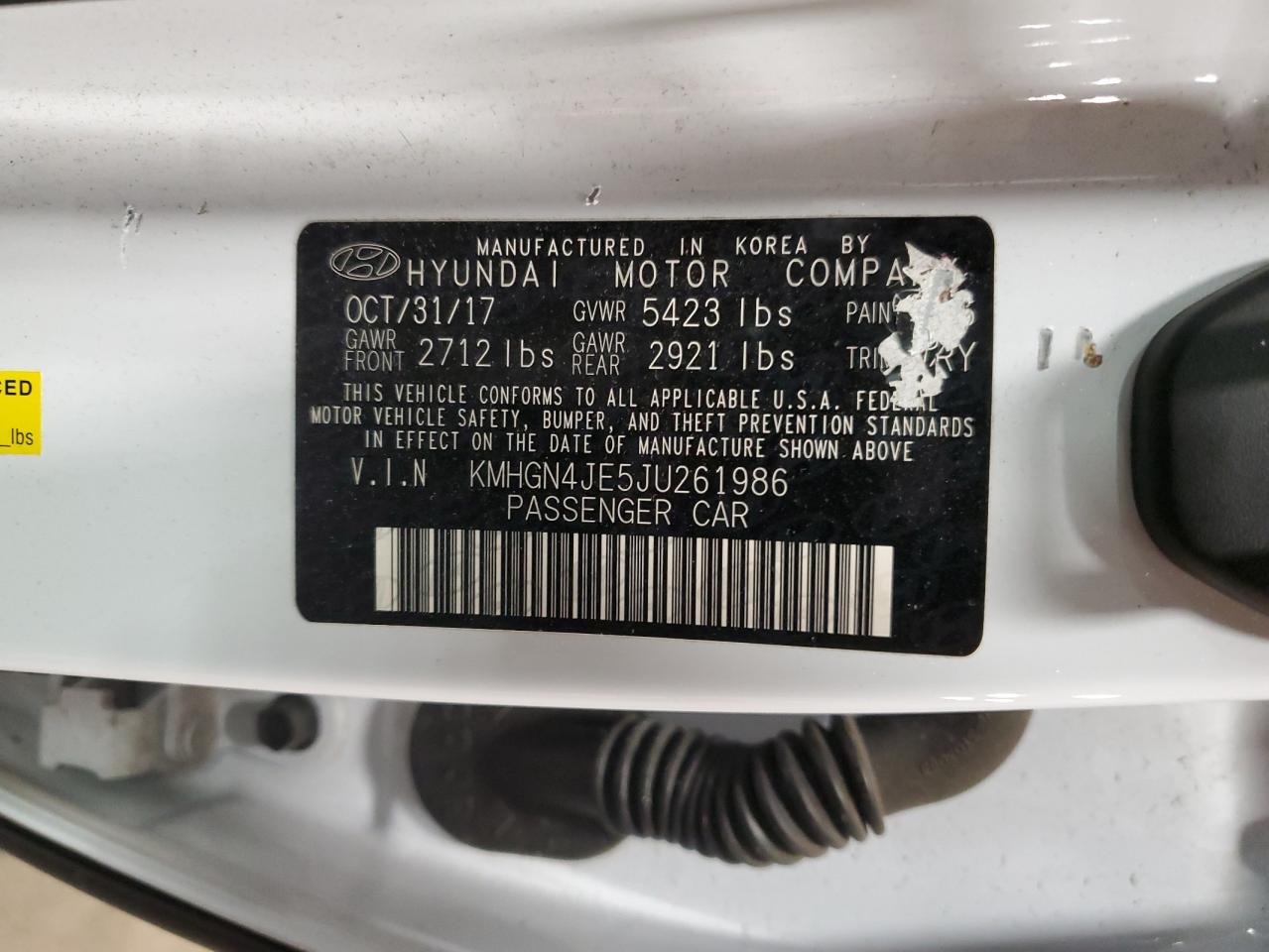 2018 Genesis G80 - Image 12