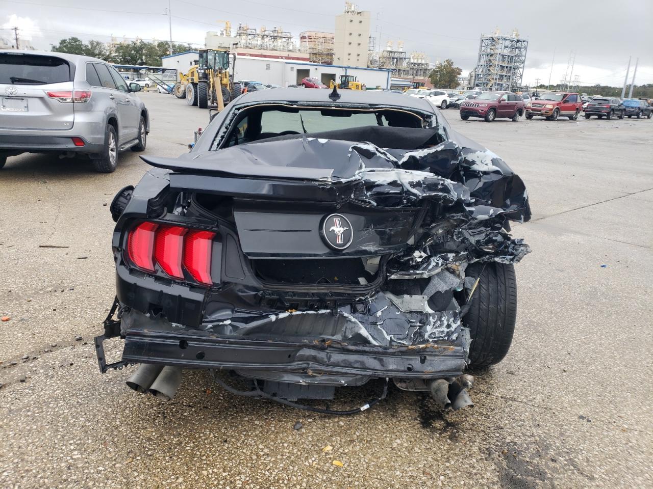 2021 Ford Mustang - Image 6