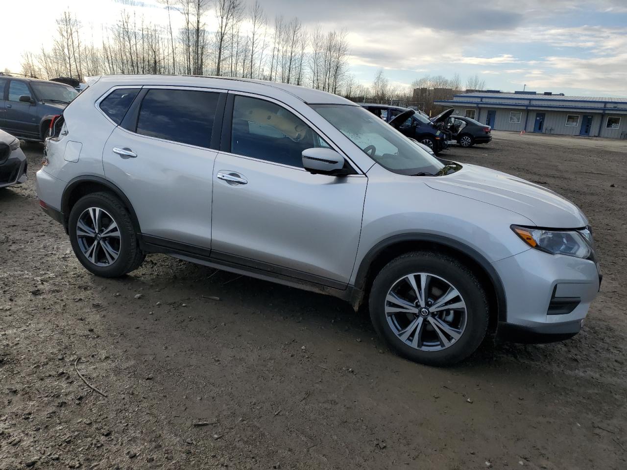 2019 Nissan Rogue - Image 4