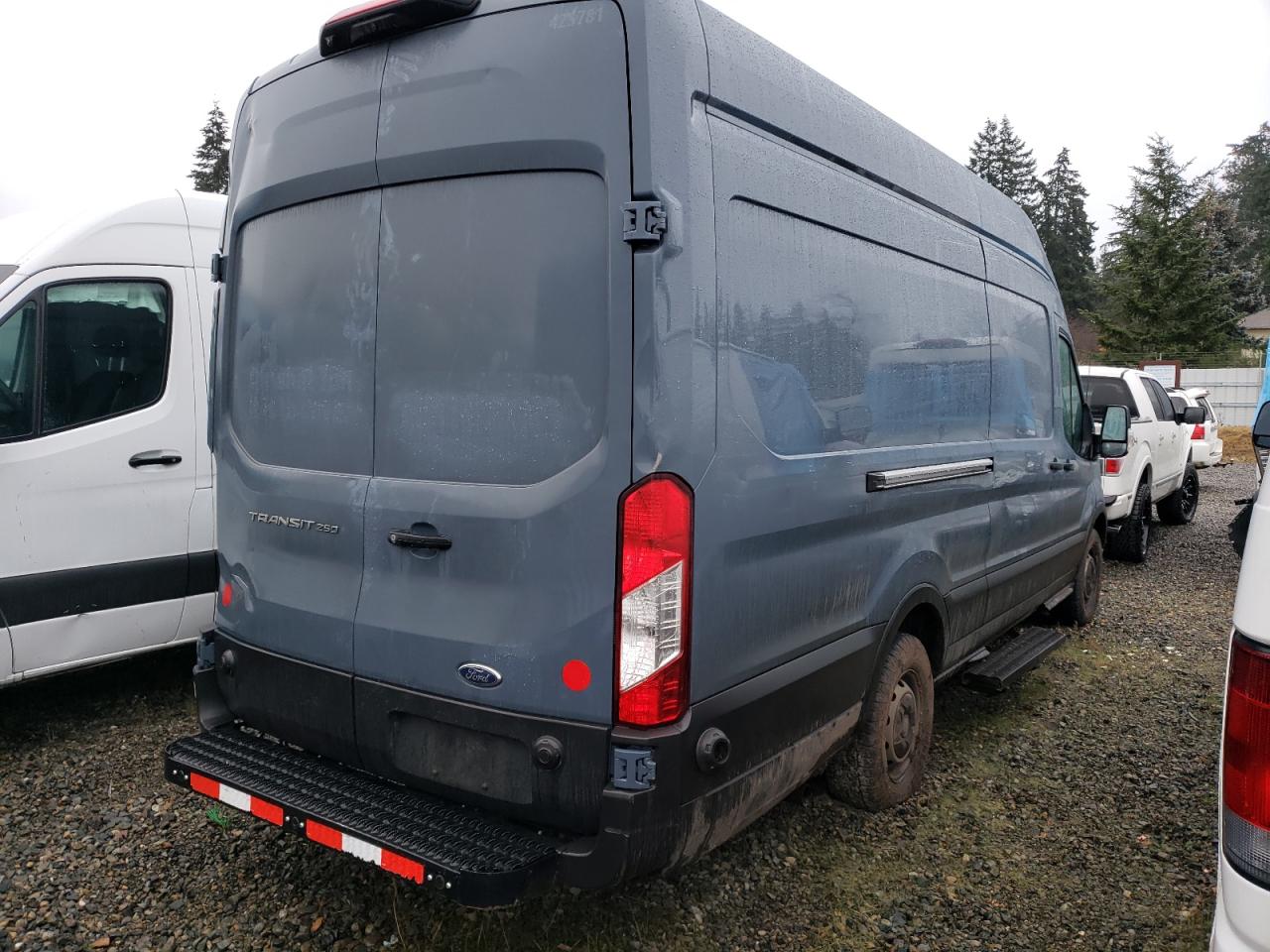 VIN 1FTBR3X86LKA27921 2020 FORD TRANSIT no.3