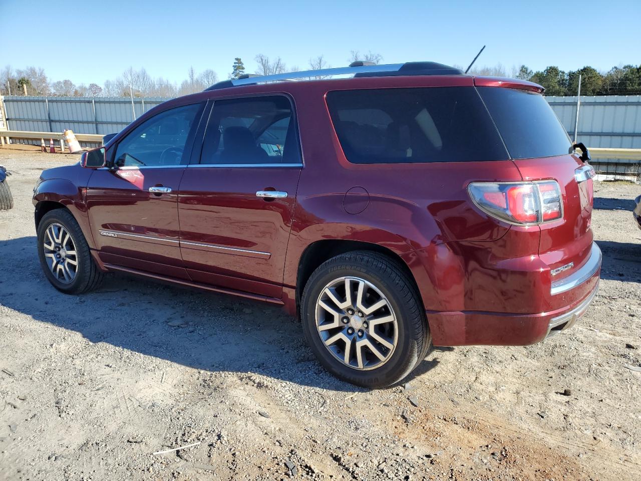 2015 GMC Acadia - Image 2