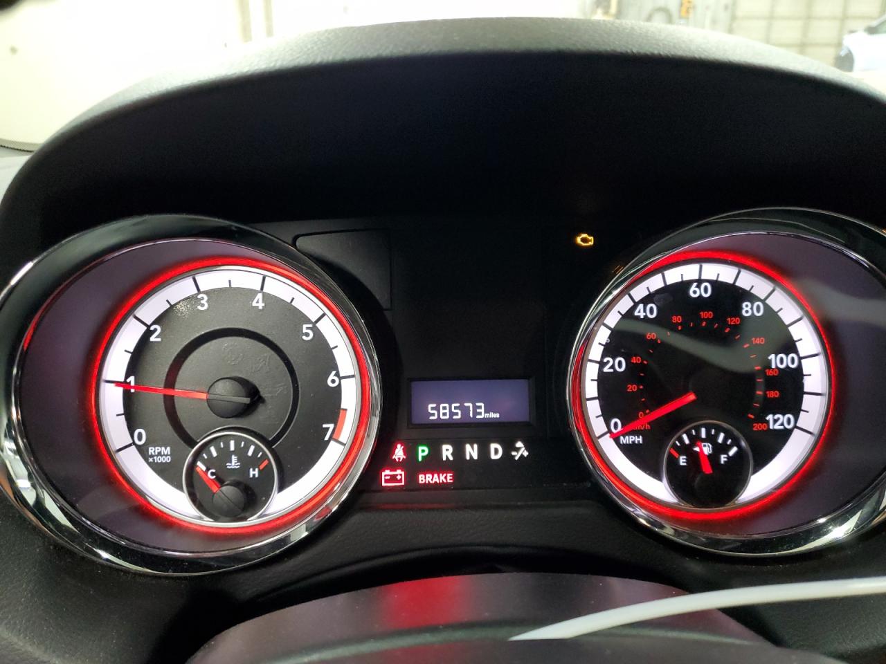 2015 Dodge Caravan - Image 9